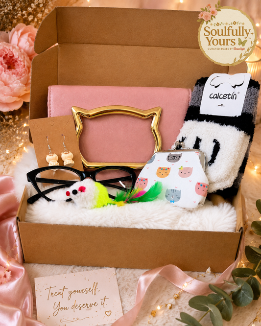 Purrfectly Yours, Cat Mama Mini Box (5+ Items)